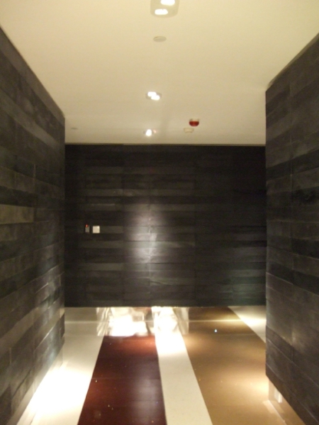 Grand Lisboa Casino Makao – natūralus Riverstone akmuo prabangaus restorano aplinkoje